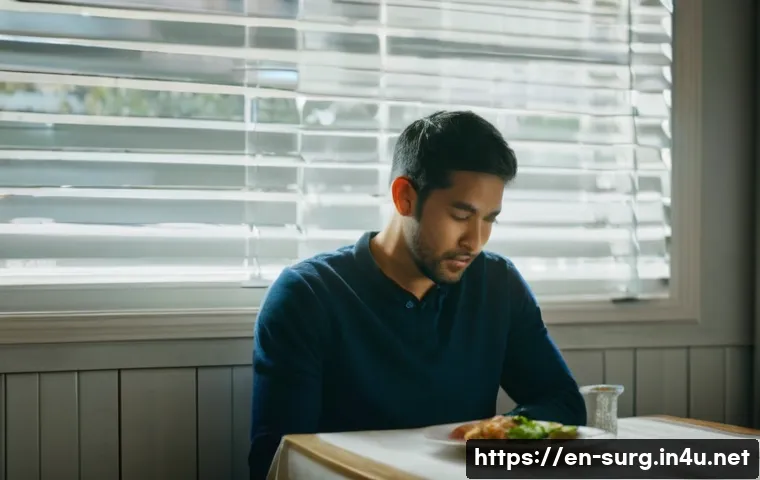 복강경 담낭 제거 - **Prompt: The Silent Agony of Gallbladder Pain**
    "A candid, realistic photograph of a person, ar...